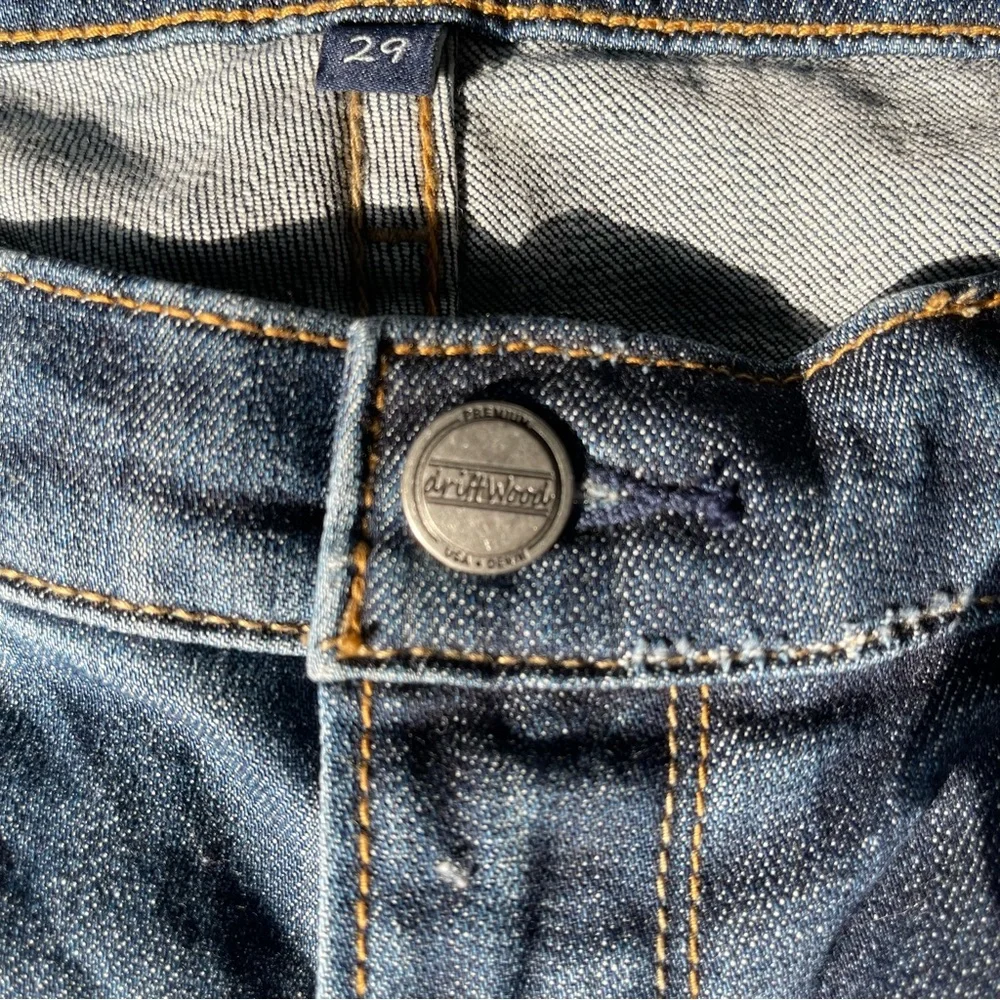 DRIFTWOOD Classic Blue Embroidered Jeans with Distressed Detailing USA Denim Y2K - Picture 4 of 10